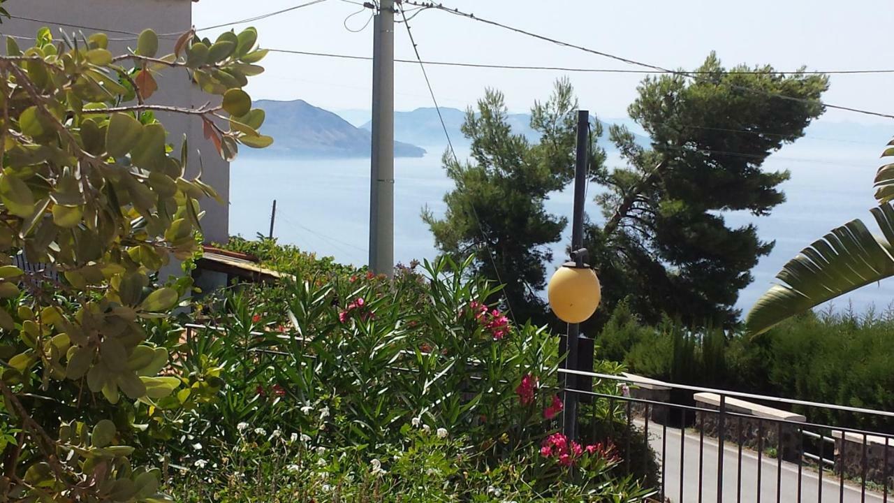 Salina Acroeoliano Suite In Villa Leni Exteriér fotografie